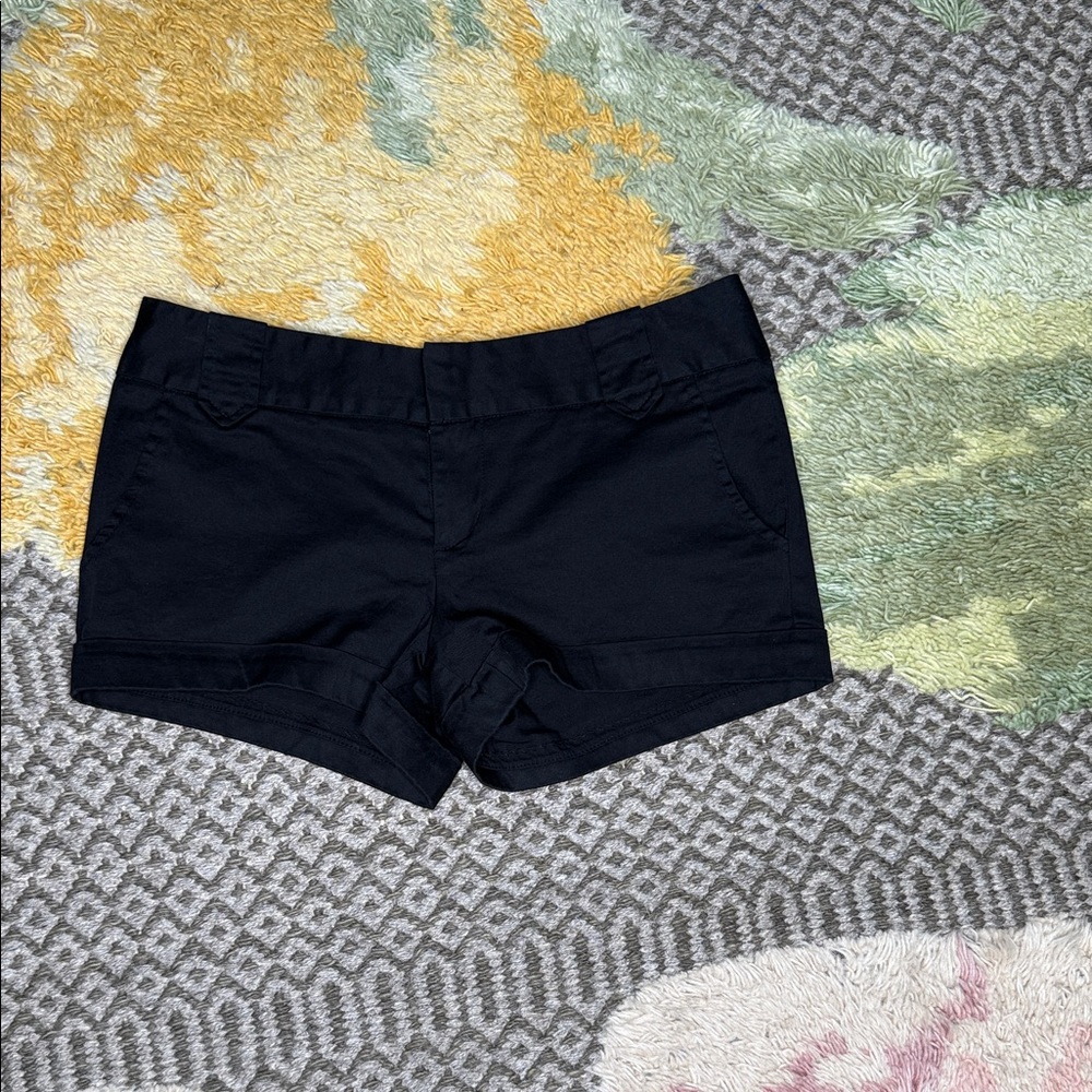 Forever 21 Black Women's Shorts Size M